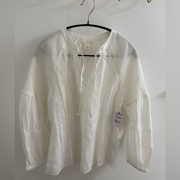 CASLON SMOCKED SWISS DOT PEASANT TOP NEW!! - Picture 4 of 4